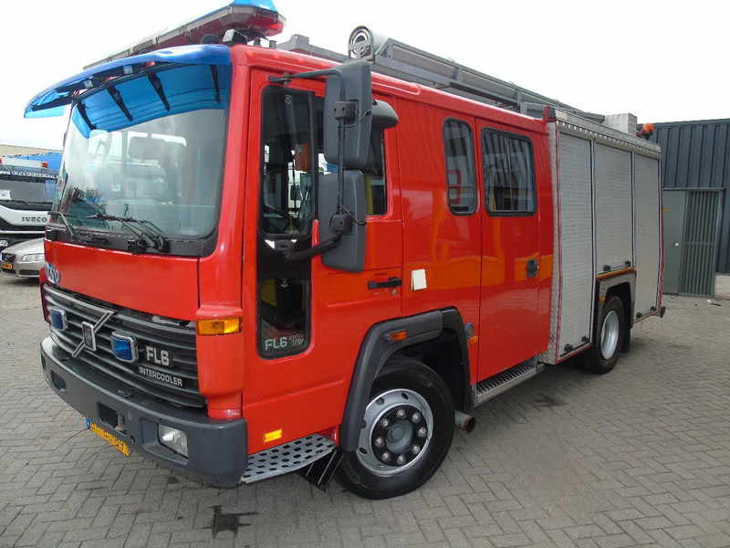 Volvo FL 210 + PUMP + LADDER + EURO 2 - Tűzoltóautó: 2 kép. Volvo FL 210 + PUMP + LADDER + EURO 2 - Tűzoltóautó: 2 kép.