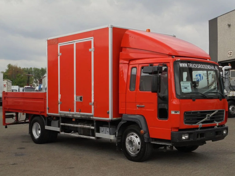 Volvo FL 220 + Manual + HMF 150 crane - Platós teherautó: 3 kép. Volvo FL 220 + Manual + HMF 150 crane - Platós teherautó: 3 kép.
