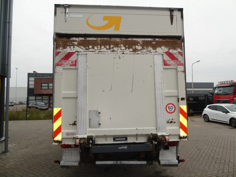 Volvo FL 240 + 12t + euro 5 + lift - Dobozos felépítményű teherautó: 5 kép. Volvo FL 240 + 12t + euro 5 + lift - Dobozos felépítményű teherautó: 5 kép.