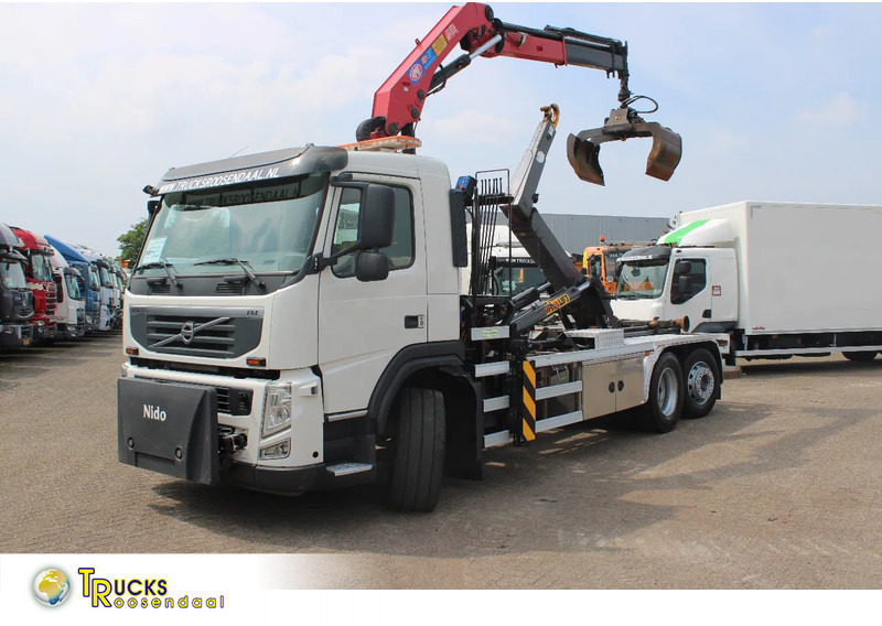 Volvo FM 330 + HMF 1035 + HOOKSYTEM HYVA + EURO 5 + 6X2 - Darus autó: 1 kép. Volvo FM 330 + HMF 1035 + HOOKSYTEM HYVA + EURO 5 + 6X2 - Darus autó: 1 kép.