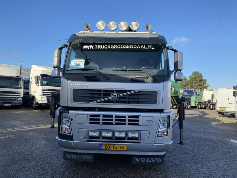 Volvo FM 370 + Euro 5 + Palfinger Z-Q170 Crane + 30ton NCH lift + Container system + hoogsta - Darus autó: 2 kép. Volvo FM 370 + Euro 5 + Palfinger Z-Q170 Crane + 30ton NCH lift + Container system + hoogsta - Darus autó: 2 kép.