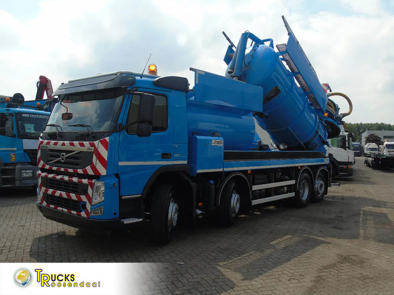 Volvo FM 420 + STOKOTA ECOTA 10.500LITER + 8X2 + WEB - Szippantós autó: 1 kép. Volvo FM 420 + STOKOTA ECOTA 10.500LITER + 8X2 + WEB - Szippantós autó: 1 kép.