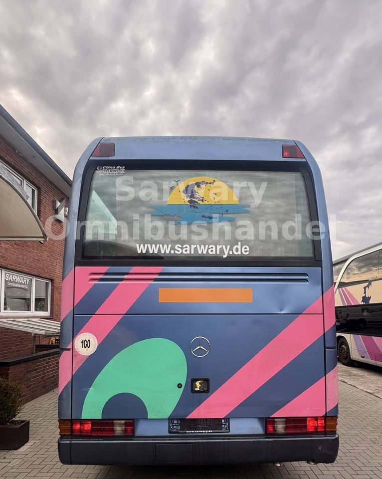 Mercedes-Benz 404 RHD*Klima*381 PS*V8 Motor*51 Sitze*WC* - Távolsági busz: 3 kép. Mercedes-Benz 404 RHD*Klima*381 PS*V8 Motor*51 Sitze*WC* - Távolsági busz: 3 kép.