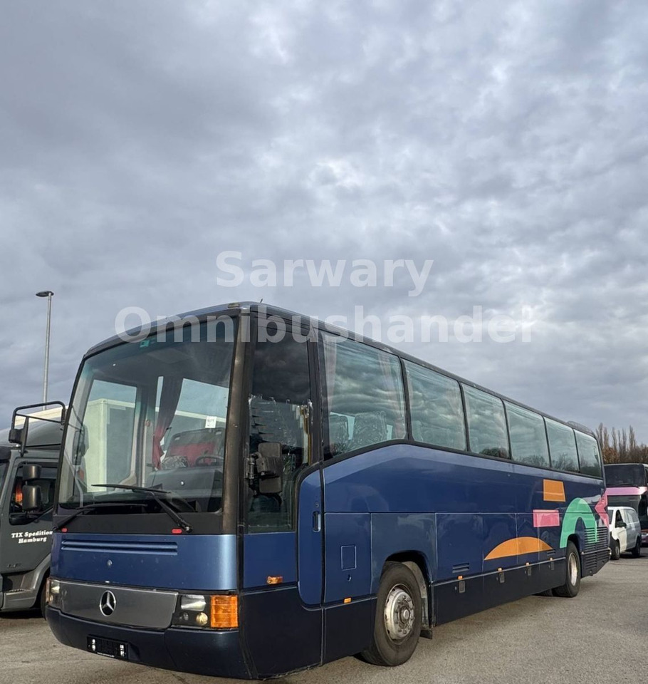Mercedes-Benz 404 RHD*Klima*381 PS*V8 Motor*51 Sitze*WC* - Távolsági busz: 2 kép. Mercedes-Benz 404 RHD*Klima*381 PS*V8 Motor*51 Sitze*WC* - Távolsági busz: 2 kép.