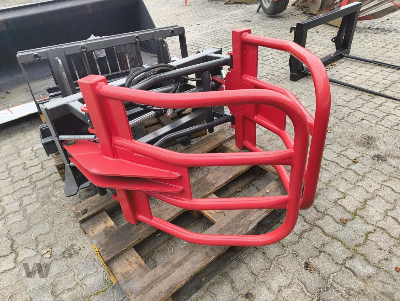 Ballengabel 1,60 m - Silózó berendezések: 1 kép. Ballengabel 1,60 m - Silózó berendezések: 1 kép.