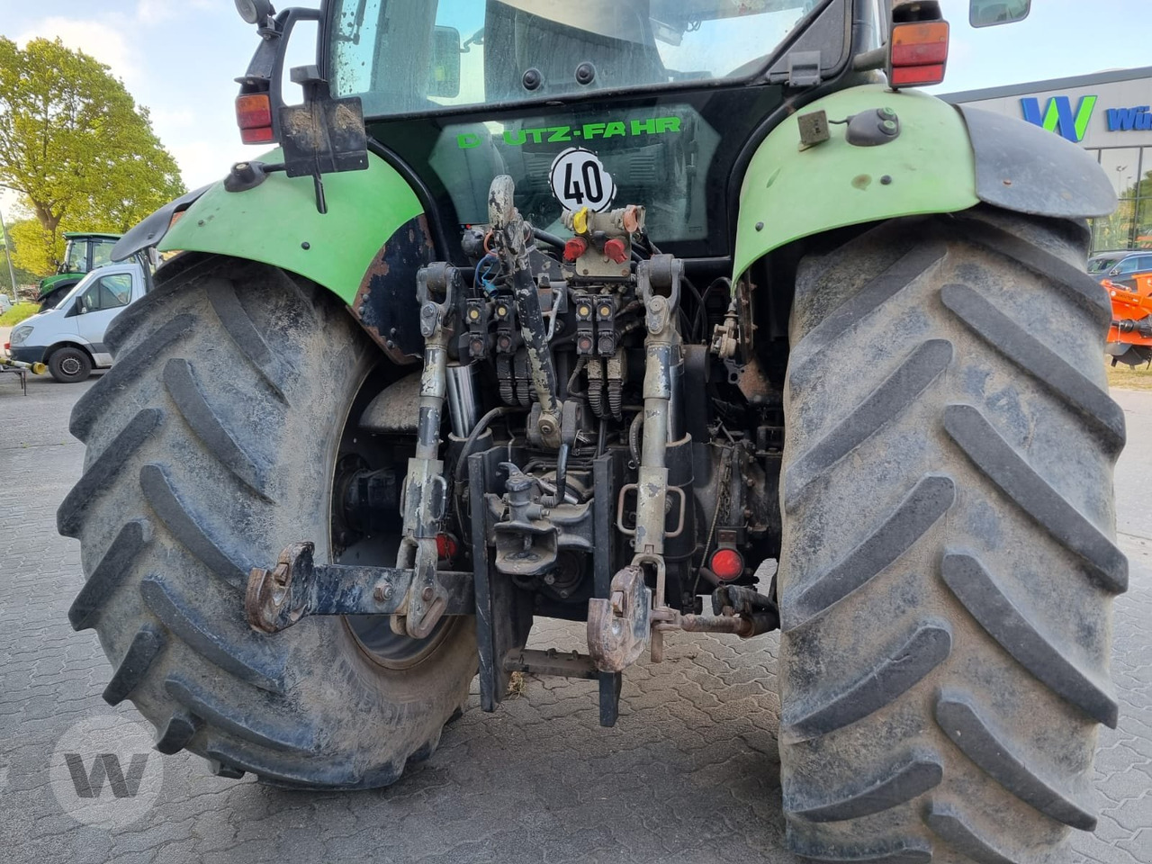 Traktor Deutz Agrotron TTV 620: 6 kép. Traktor Deutz Agrotron TTV 620: 6 kép.