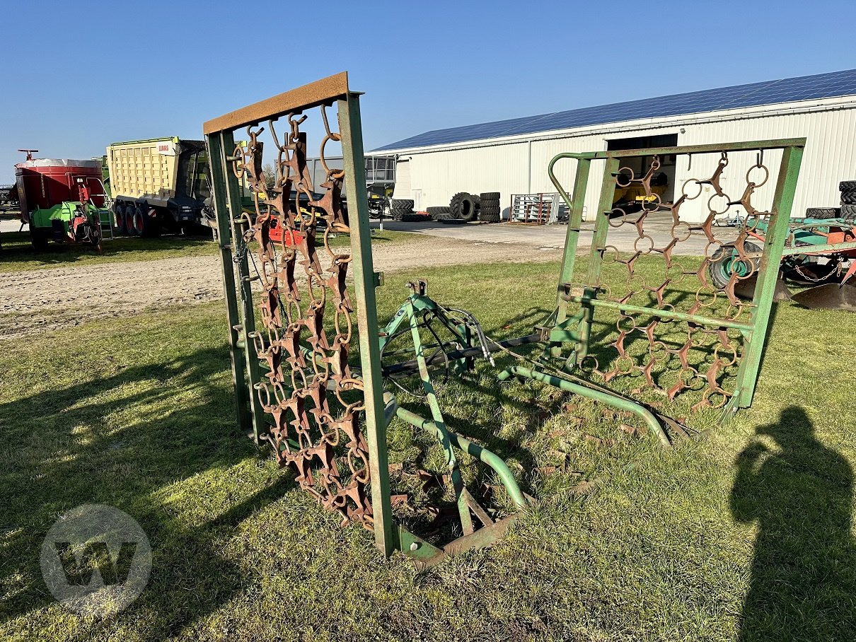 Düvelsdorf DGE604 - Láncos borona: 2 kép. Düvelsdorf DGE604 - Láncos borona: 2 kép.