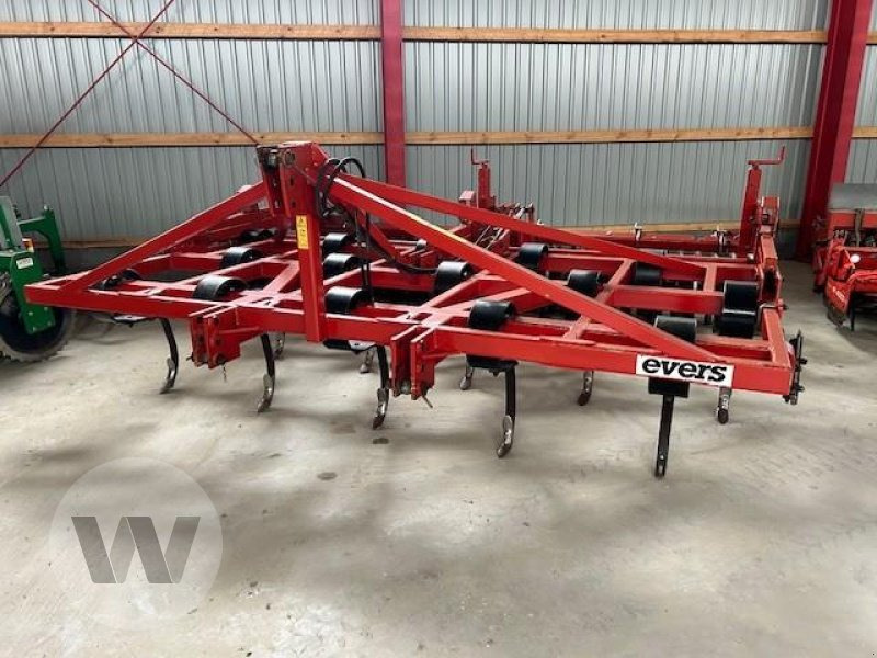 Evers Tarpan - Kultivátor: 1 kép. Evers Tarpan - Kultivátor: 1 kép.