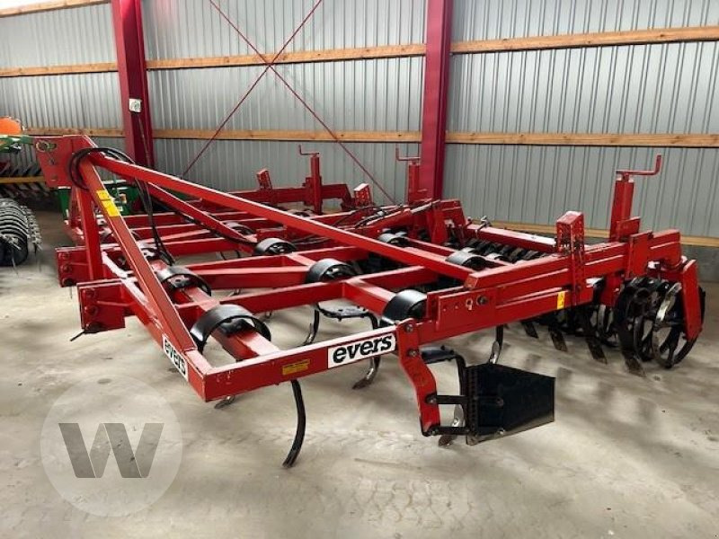 Evers Tarpan - Kultivátor: 2 kép. Evers Tarpan - Kultivátor: 2 kép.