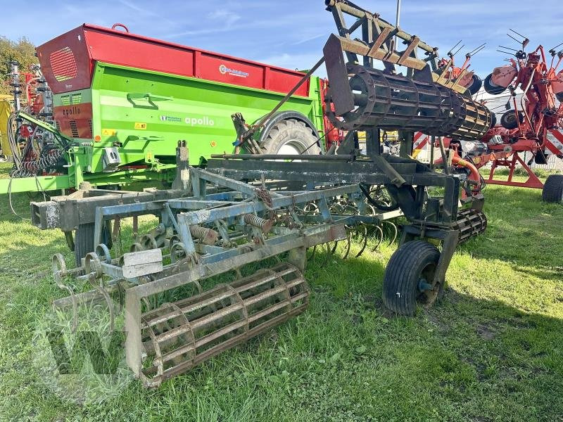 Fortschritt Kombinator T890 - Talajművelő gep: 1 kép. Fortschritt Kombinator T890 - Talajművelő gep: 1 kép.