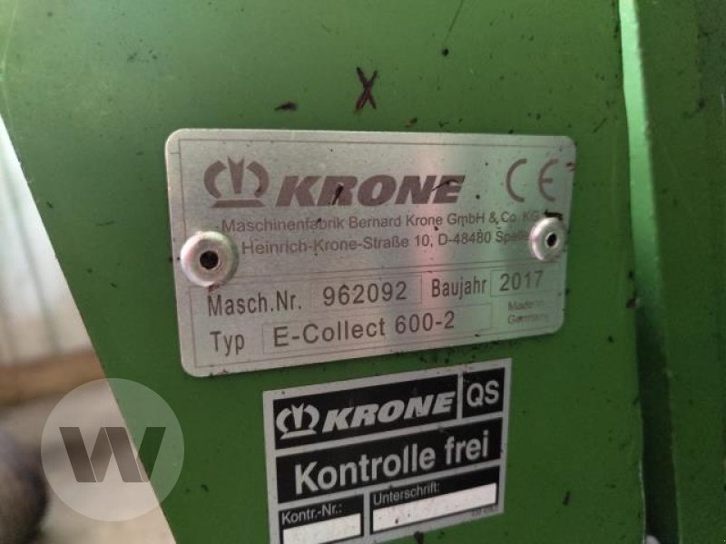 Krone Easy Collect 600 - Kukorica adapter: 2 kép. Krone Easy Collect 600 - Kukorica adapter: 2 kép.
