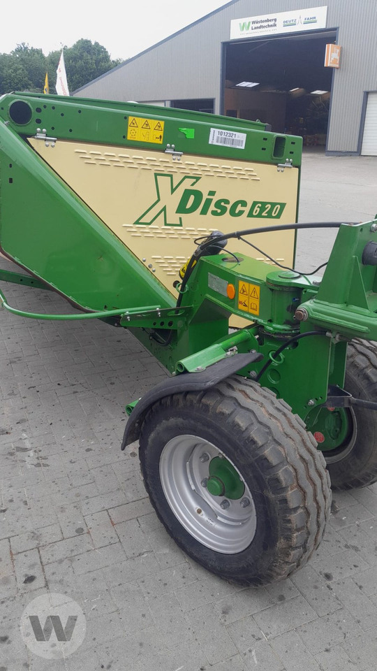 Krone X-Disc 6200 - Fűkasza: 2 kép. Krone X-Disc 6200 - Fűkasza: 2 kép.