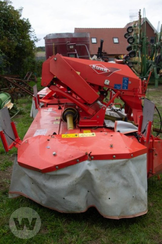 Kuhn FC 313 F - Fűkasza: 2 kép. Kuhn FC 313 F - Fűkasza: 2 kép.