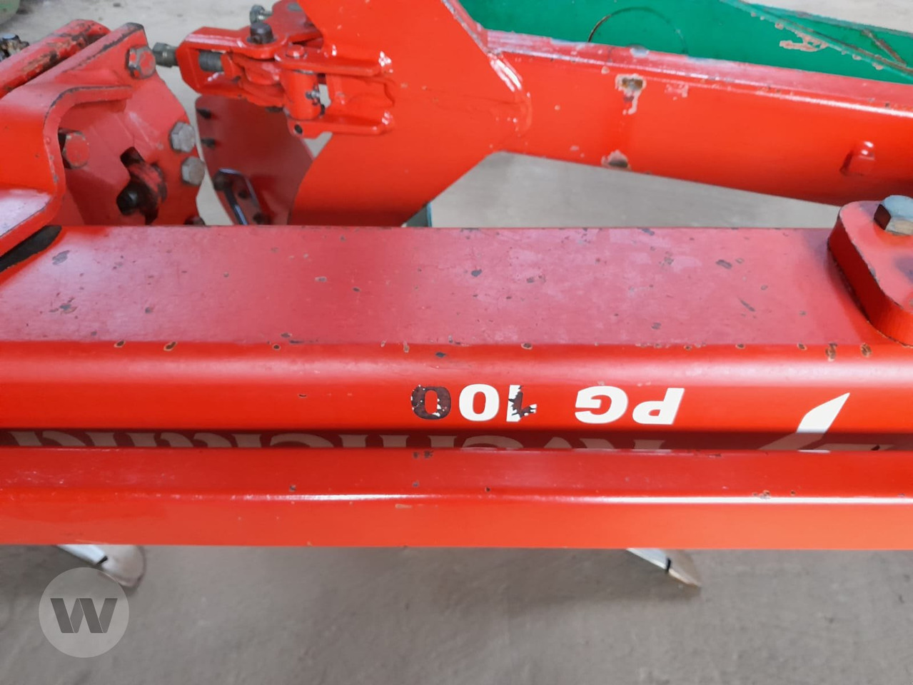 Eke Kverneland PG 100: 6 kép. Eke Kverneland PG 100: 6 kép.