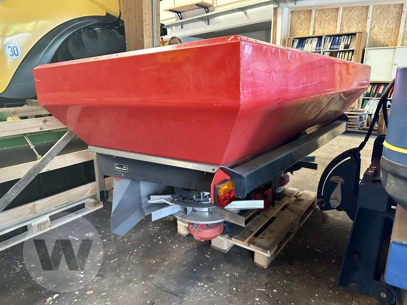 Kverneland RS-XL - Műtrágyaszóró: 1 kép. Kverneland RS-XL - Műtrágyaszóró: 1 kép.