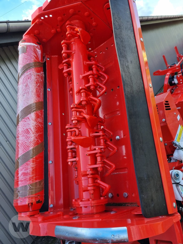 Maschio Cristina 510 - Szárzúzó/ Mulcsozó: 4 kép. Maschio Cristina 510 - Szárzúzó/ Mulcsozó: 4 kép.