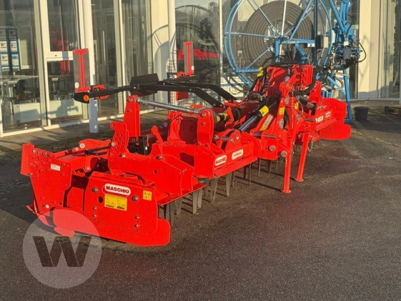 Maschio Gabbiano 5000 - Forgóborona: 2 kép. Maschio Gabbiano 5000 - Forgóborona: 2 kép.
