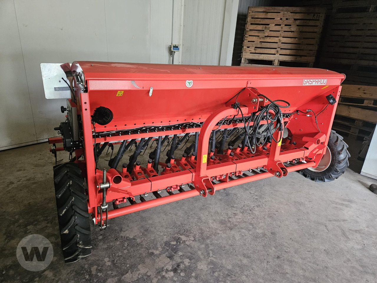 Maschio Nina 30 - Szemenkénti vetőgép: 4 kép. Maschio Nina 30 - Szemenkénti vetőgép: 4 kép.