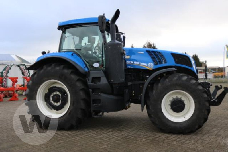 New Holland T 8.380 AC - Traktor: 4 kép. New Holland T 8.380 AC - Traktor: 4 kép.