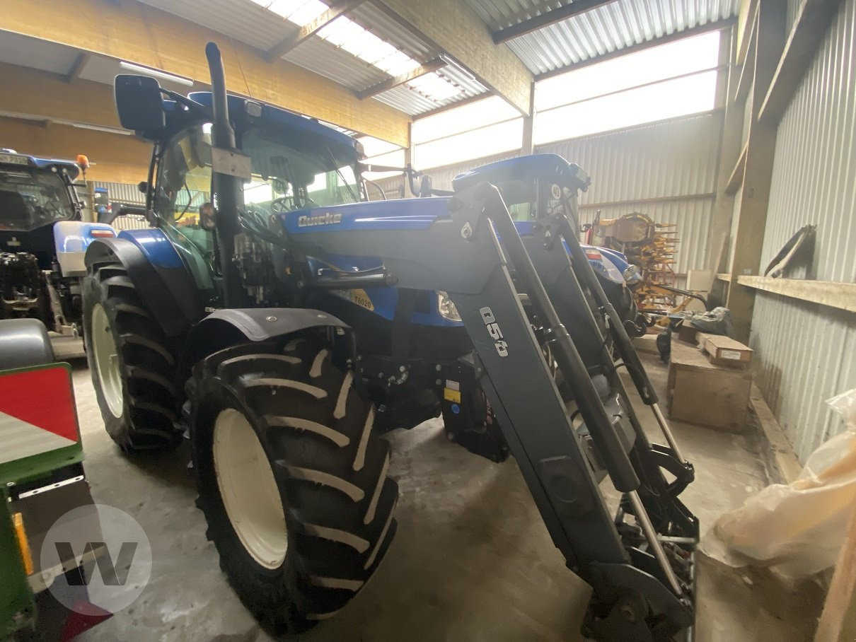 New Holland T6020 Elite - Traktor: 5 kép. New Holland T6020 Elite - Traktor: 5 kép.