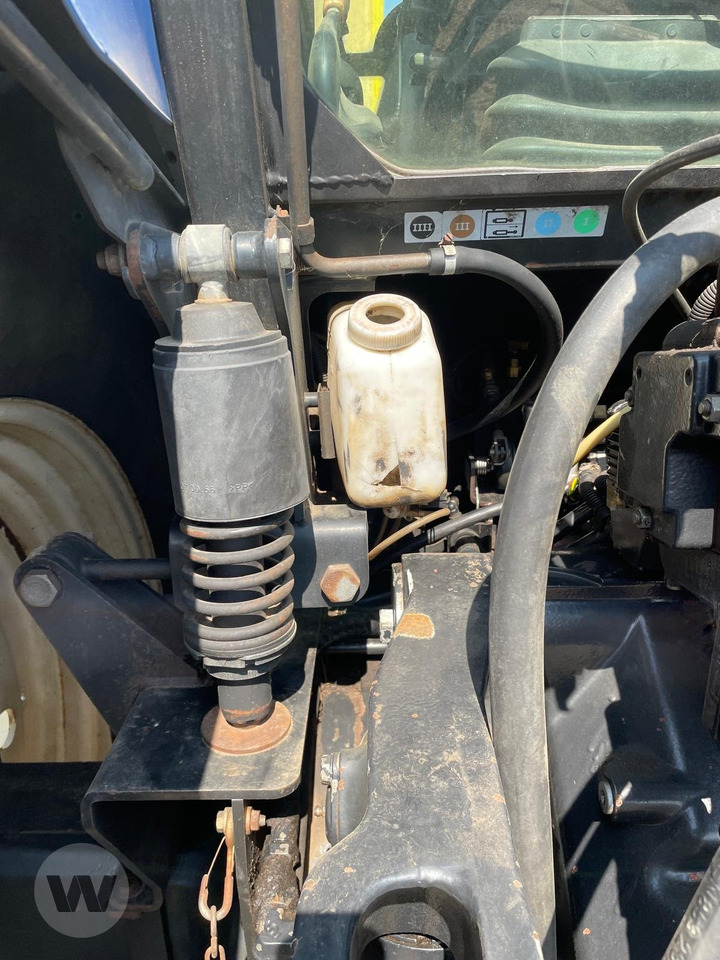 Traktor New Holland TM 190: 7 kép.