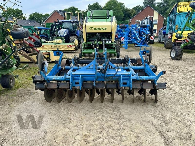 Rabe Fieldbird 3000 E - Tárcsás borona: 4 kép. Rabe Fieldbird 3000 E - Tárcsás borona: 4 kép.