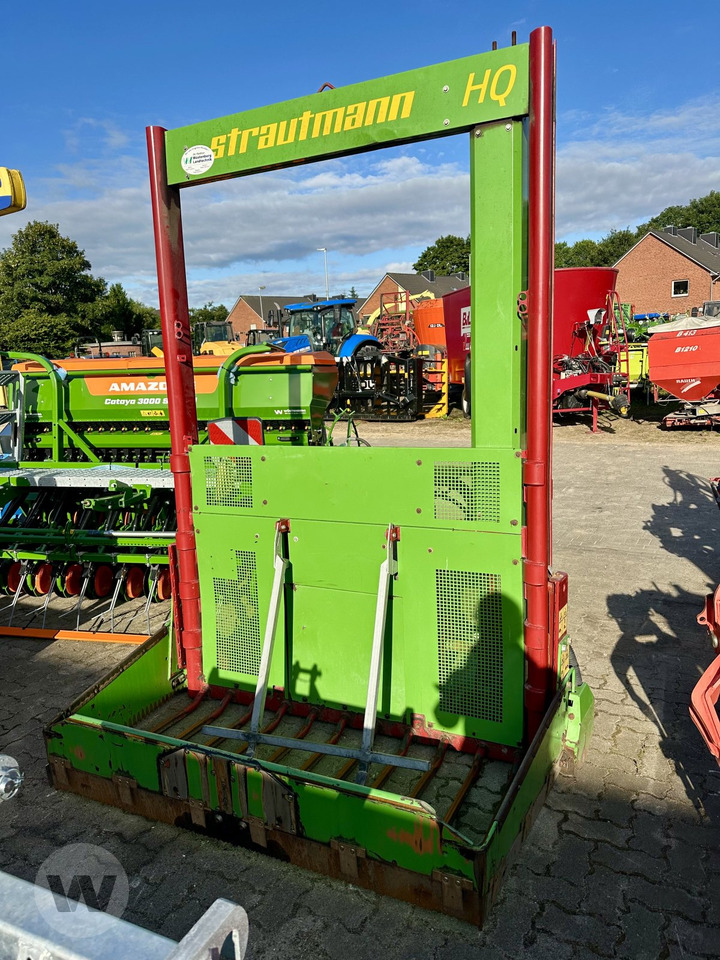 Strautmann Hydrofox HQ plus 2800 - Silózó berendezések: 1 kép. Strautmann Hydrofox HQ plus 2800 - Silózó berendezések: 1 kép.