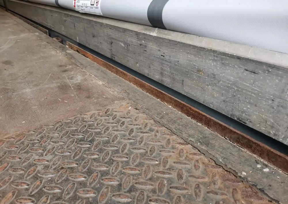 Ponyvás félpótkocsi Krone STANDARD FIRANKA: 6 kép.