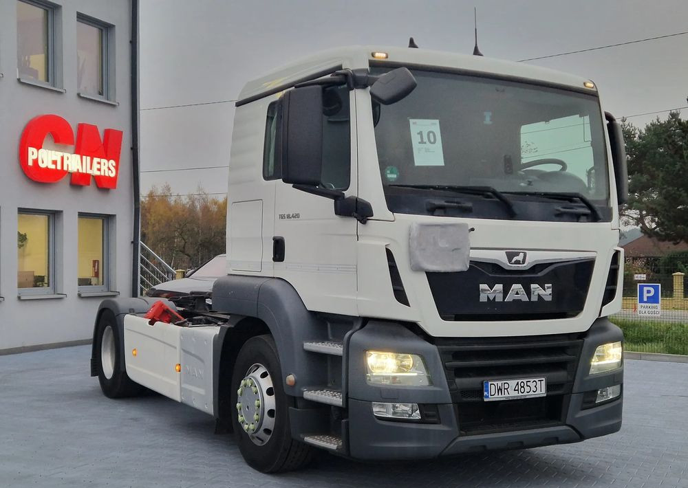 MAN TGS 18.420 XL dostępne 4 szt. możłiwość założenia hydrauliki - Nyergesvontató: 2 kép. MAN TGS 18.420 XL dostępne 4 szt. możłiwość założenia hydrauliki - Nyergesvontató: 2 kép.