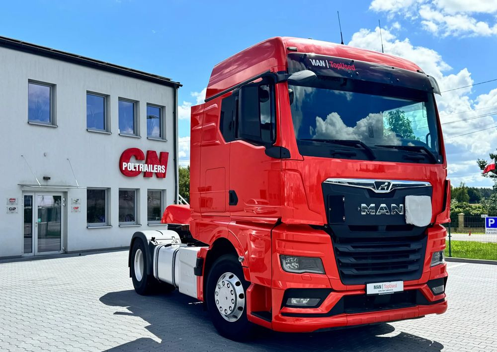 MAN TGX 18.510 - Nyergesvontató: 3 kép. MAN TGX 18.510 - Nyergesvontató: 3 kép.