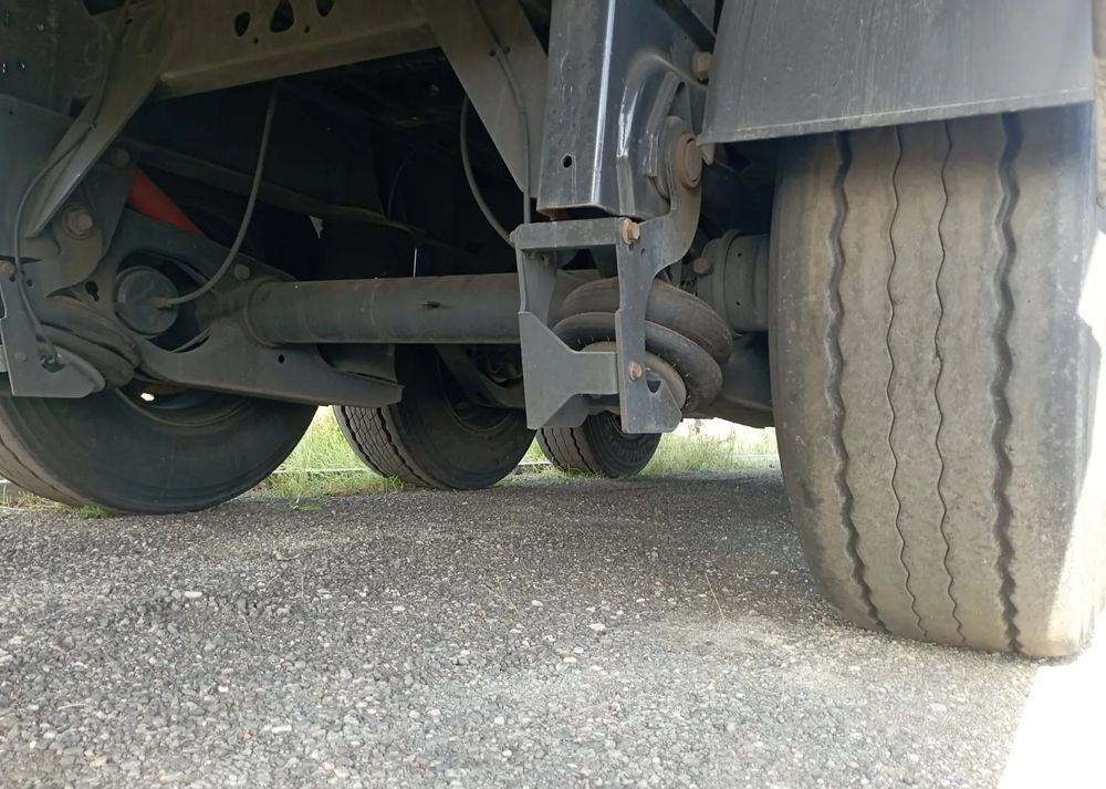 Reisch 3x Ruchoma podłoga 2 - 2022 , 1-2023 - Félpótkocsi öönkihordós: 3 kép. Reisch 3x Ruchoma podłoga 2 - 2022 , 1-2023 - Félpótkocsi öönkihordós: 3 kép.