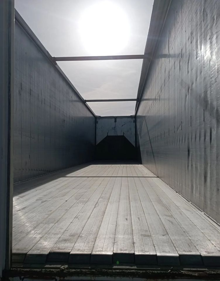 Reisch 3x Ruchoma podłoga 2 - 2022 , 1-2023 - Félpótkocsi öönkihordós: 5 kép. Reisch 3x Ruchoma podłoga 2 - 2022 , 1-2023 - Félpótkocsi öönkihordós: 5 kép.