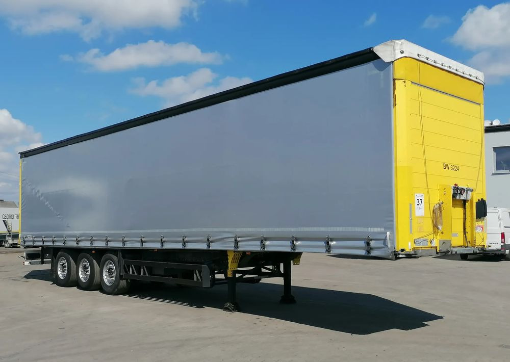 Schmitz Cargobull 2 szt. Standard Firanka, możliwy wynajem - Ponyvás félpótkocsi: 3 kép. Schmitz Cargobull 2 szt. Standard Firanka, możliwy wynajem - Ponyvás félpótkocsi: 3 kép.