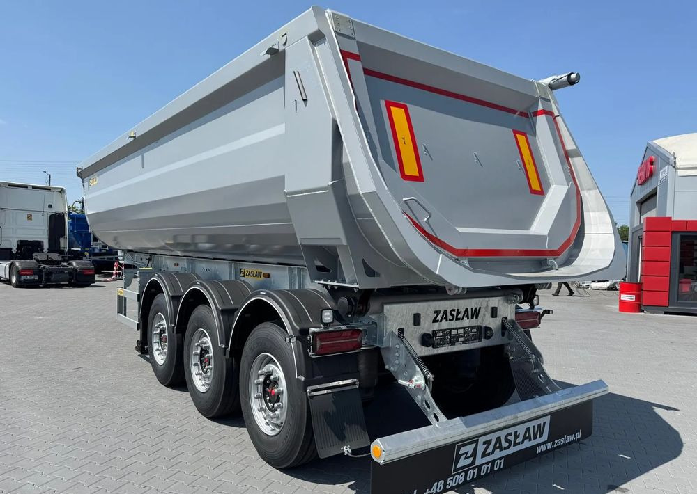 Zaslaw NOWY MODEL // HARDOX 500 // 30 m3 // Możliwość wynajmu - Félpótkocsi billenőplatós: 3 kép. Zaslaw NOWY MODEL // HARDOX 500 // 30 m3 // Możliwość wynajmu - Félpótkocsi billenőplatós: 3 kép.