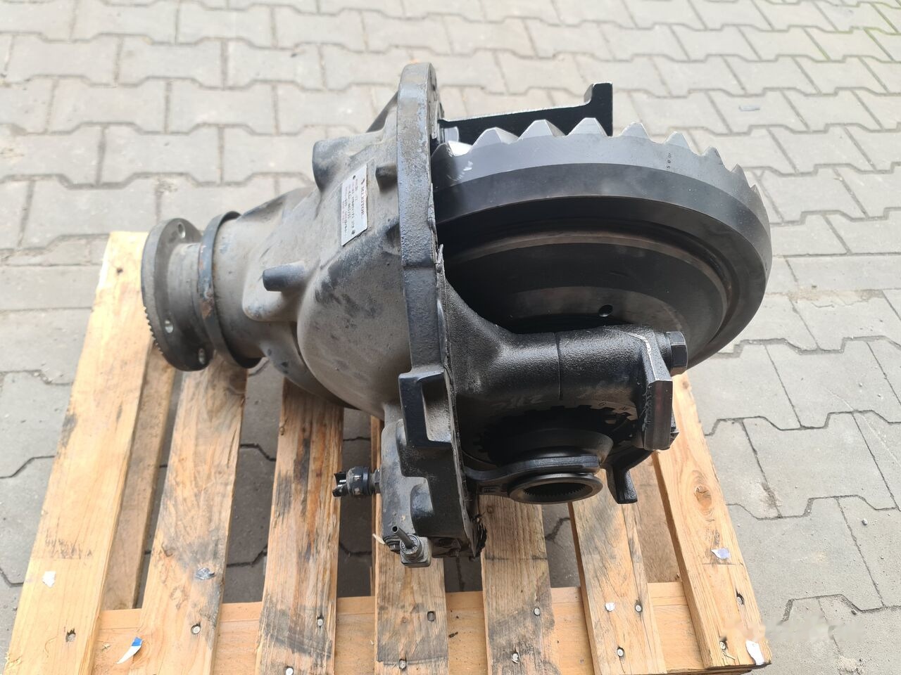 DIFFERENTIAL DIFF MS17X RSS1344C 1/529 5.29 37/7 RENAULT VOLVO - Differenciálmű - Teherautó: 3 kép. DIFFERENTIAL DIFF MS17X RSS1344C 1/529 5.29 37/7 RENAULT VOLVO - Differenciálmű - Teherautó: 3 kép.