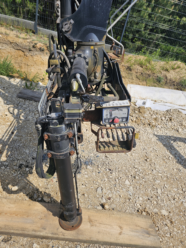 HIAB COMPLETE CRANE / HIAB 122B - 2 DUO / 2013 + GRABBER - Rakodódaru: 3 kép. HIAB COMPLETE CRANE / HIAB 122B - 2 DUO / 2013 + GRABBER - Rakodódaru: 3 kép.