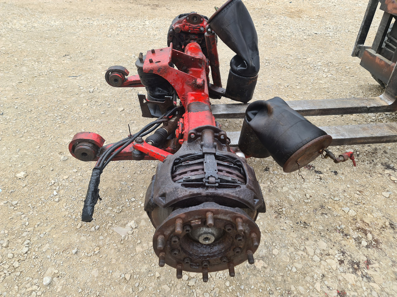 SCANIA REAR STEERING AXLE / 6x2 - Tengely és alkatrészek: 2 kép. SCANIA REAR STEERING AXLE / 6x2 - Tengely és alkatrészek: 2 kép.