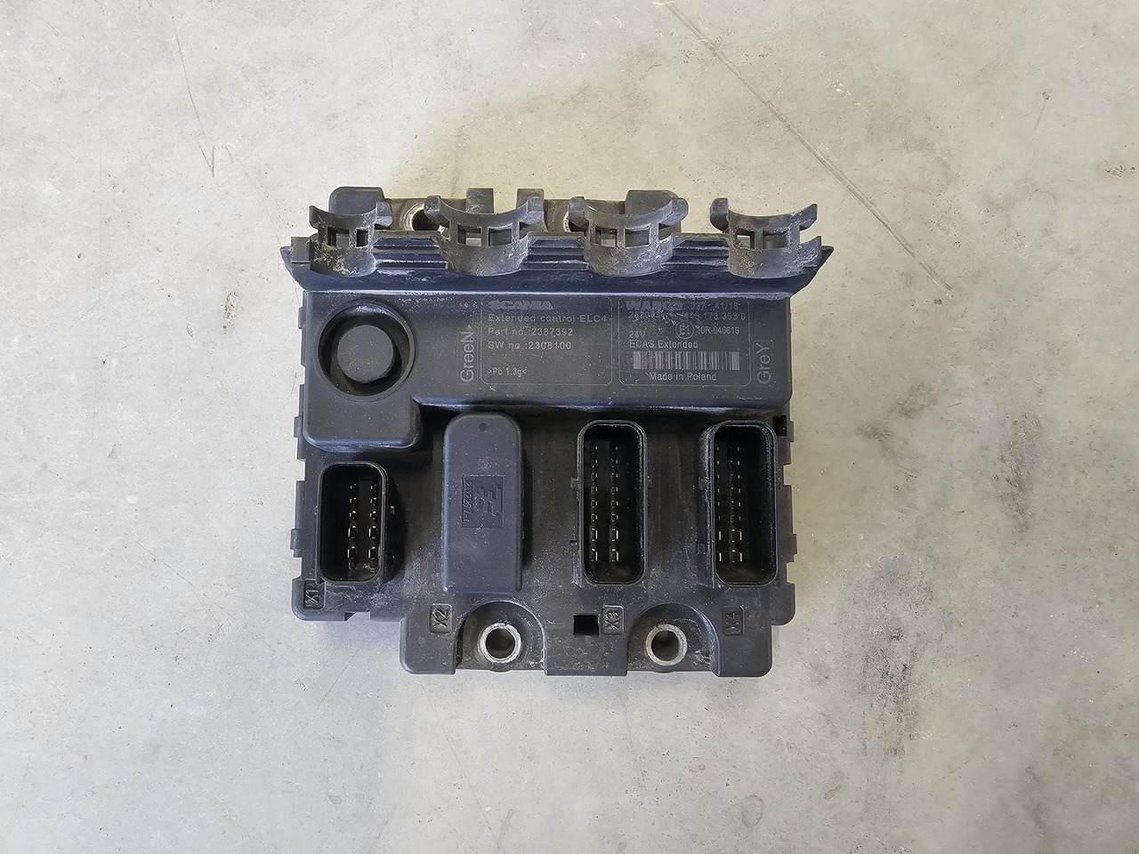 SCANIA S, R, P, G / ELC4 CONTROL UNIT / 2387392 - ECU: 2 kép. SCANIA S, R, P, G / ELC4 CONTROL UNIT / 2387392 - ECU: 2 kép.