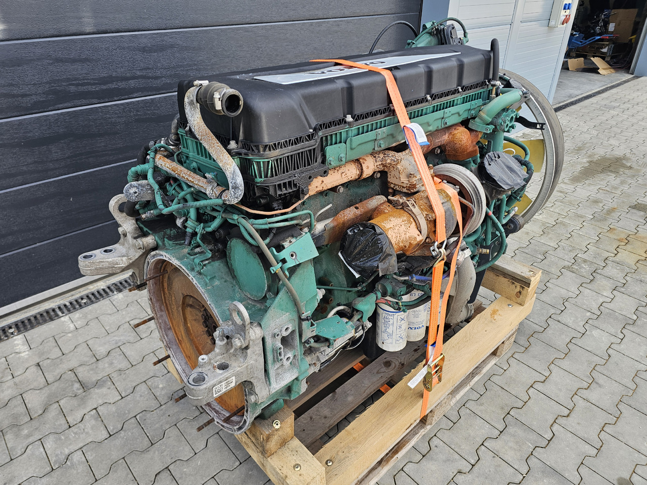 VOLVO D11K 460 EUVI / 2022 / COMPLETE ENGINE - Motor: 2 kép. VOLVO D11K 460 EUVI / 2022 / COMPLETE ENGINE - Motor: 2 kép.