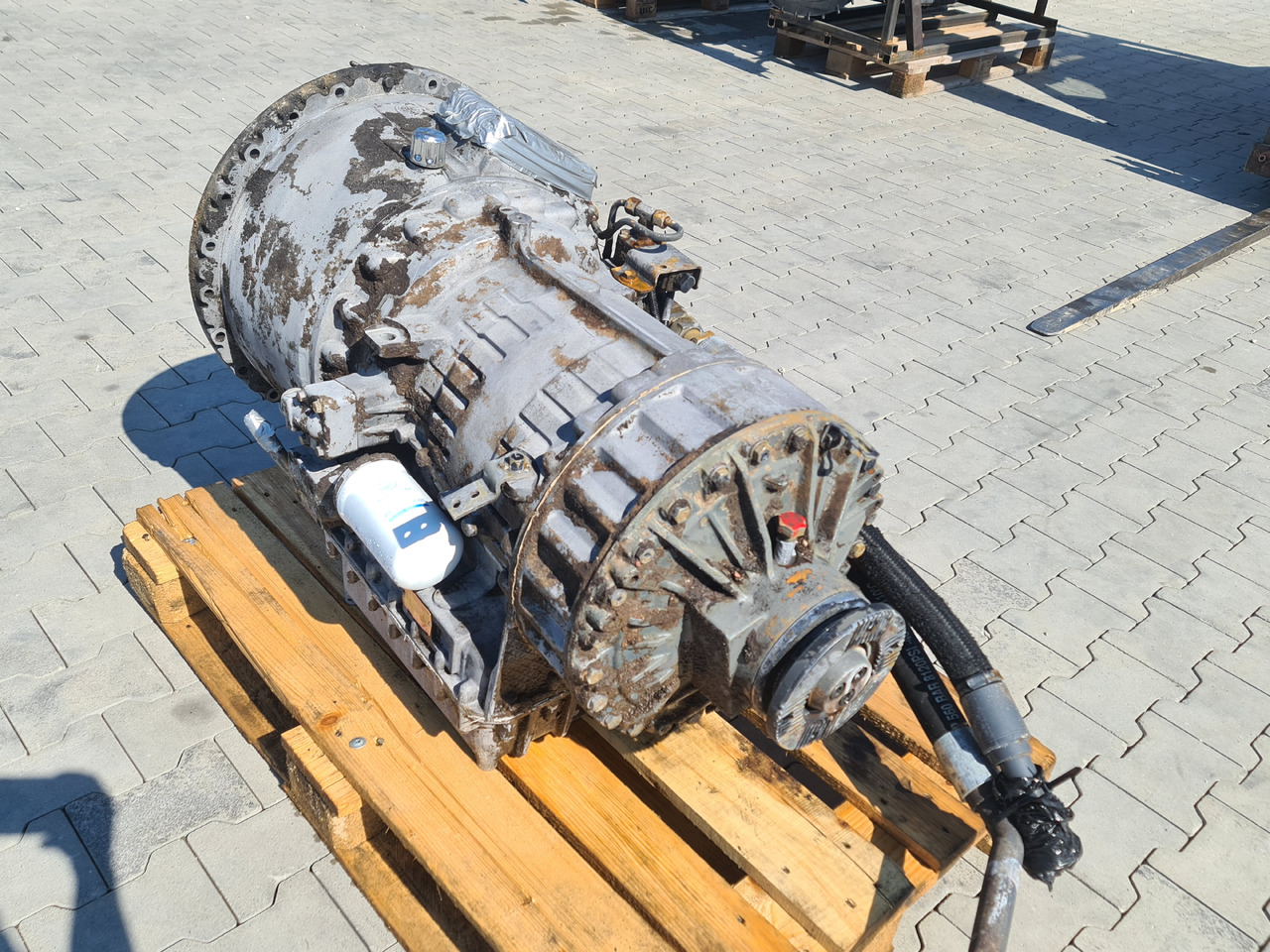 VOLVO FH FM GEARBOX / VT1906PT / POWERTRONIC / WORLDWIDE DELIVERY - Sebességváltó: 5 kép. VOLVO FH FM GEARBOX / VT1906PT / POWERTRONIC / WORLDWIDE DELIVERY - Sebességváltó: 5 kép.