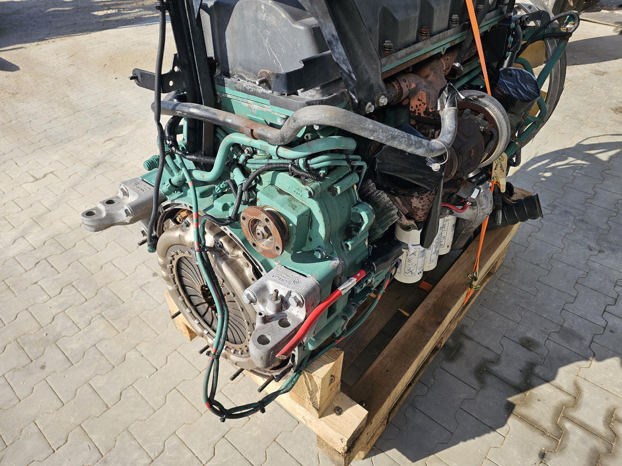 VOLVO FM / D11C 410 EEV / COMPLETE ENGINE - Motor: 5 kép. VOLVO FM / D11C 410 EEV / COMPLETE ENGINE - Motor: 5 kép.
