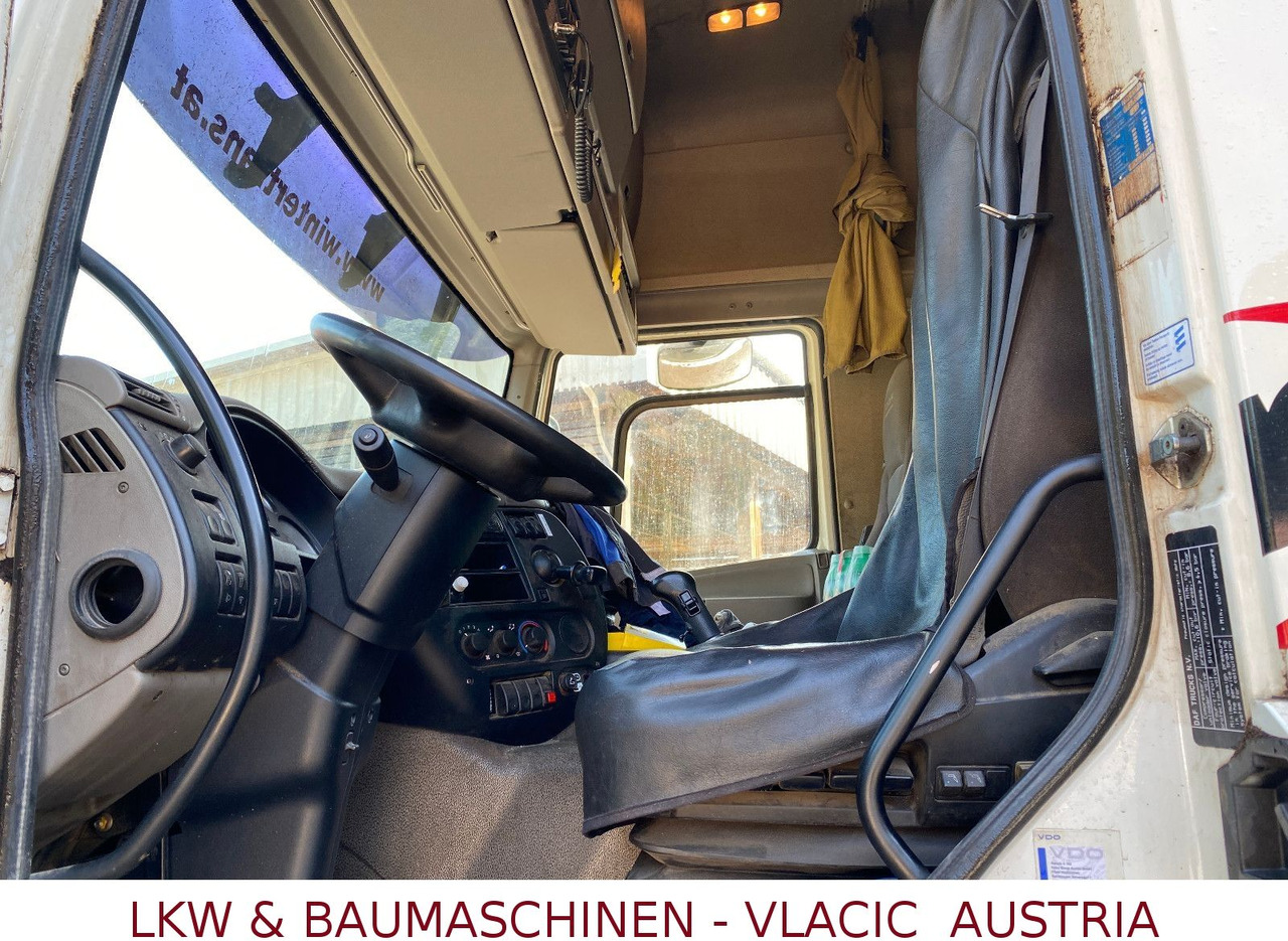 DAF CF85 Holzhackmaschine JENZ HEM 700 - Rönkszállító teherautó: 5 kép. DAF CF85 Holzhackmaschine JENZ HEM 700 - Rönkszállító teherautó: 5 kép.