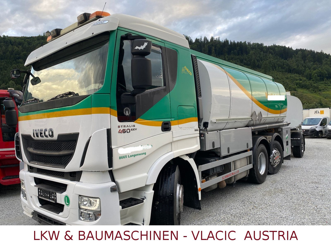 Iveco Stralis 460 Schwarzmüller Benz/Diesel Kompletzug - Tartályos teherautó: 3 kép. Iveco Stralis 460 Schwarzmüller Benz/Diesel Kompletzug - Tartályos teherautó: 3 kép.