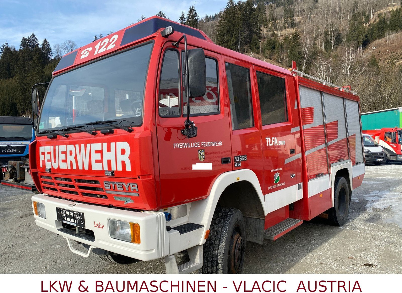 MAN STEYR 13S26 (4X4) - Tartályos teherautó: 1 kép. MAN STEYR 13S26 (4X4) - Tartályos teherautó: 1 kép.