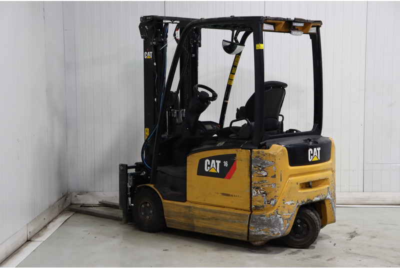 Caterpillar EP16ANT - Elektromos targonca: 5 kép. Caterpillar EP16ANT - Elektromos targonca: 5 kép.