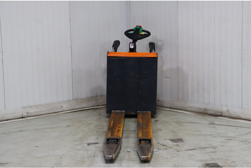 Doosan BPR20S-7 - Kézi raklapemelő: 3 kép. Doosan BPR20S-7 - Kézi raklapemelő: 3 kép.