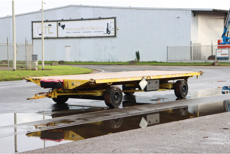 Miloco trailer 20ft container chassis - Építőipari gépek: 4 kép. Miloco trailer 20ft container chassis - Építőipari gépek: 4 kép.