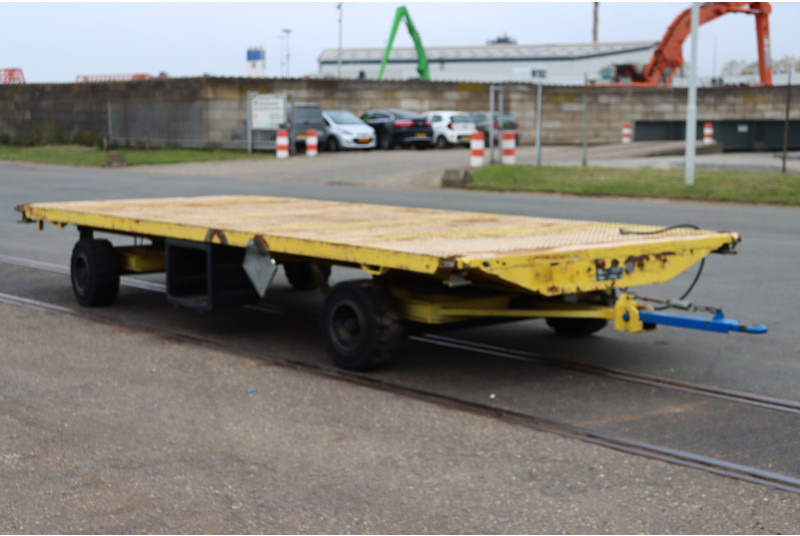 Miloco trailer 20ft container chassis - Építőipari gépek: 1 kép. Miloco trailer 20ft container chassis - Építőipari gépek: 1 kép.