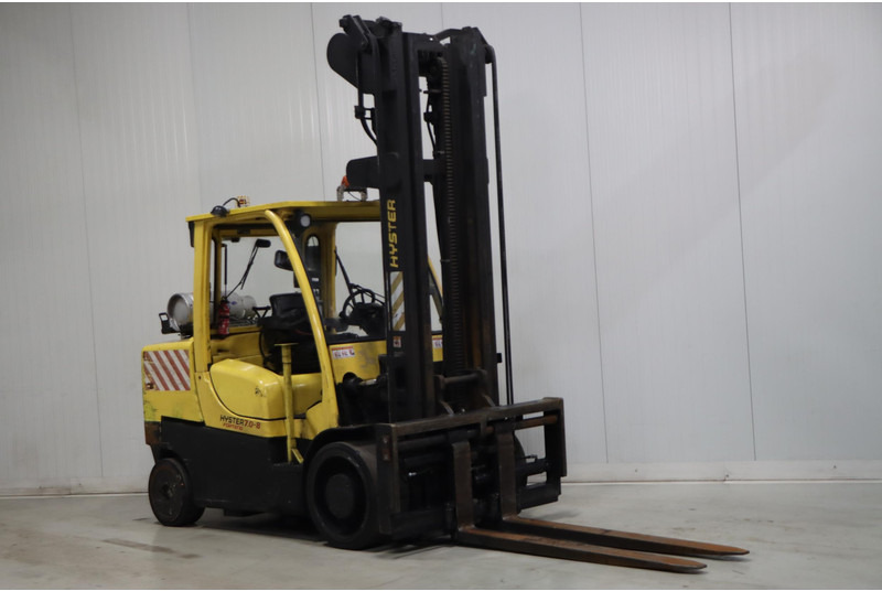 Hyster S7.0FT-8 - Gázüzemű targonca: 1 kép. Hyster S7.0FT-8 - Gázüzemű targonca: 1 kép.