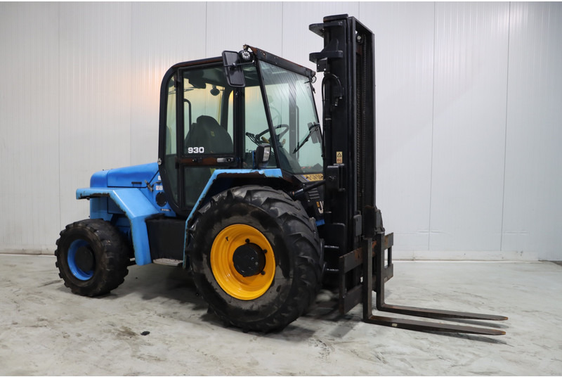 JCB 930-4 - Dízel targonca: 1 kép. JCB 930-4 - Dízel targonca: 1 kép.